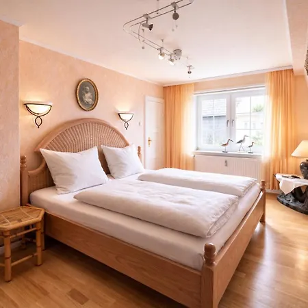 Landjaegerhaus Am Suedstrand - 4 + 5 아파트