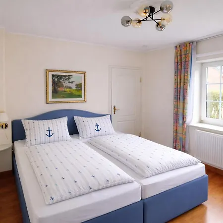 Landjaegerhaus Am Suedstrand - 4 + 5 아파트